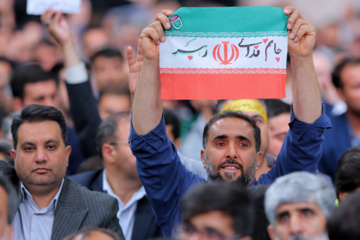 دیدار کارگران با رهبر انقلاب