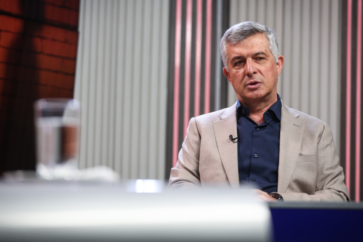 شادی یا اعتراض؟ روایت ناتمام کتابهای پارهشده