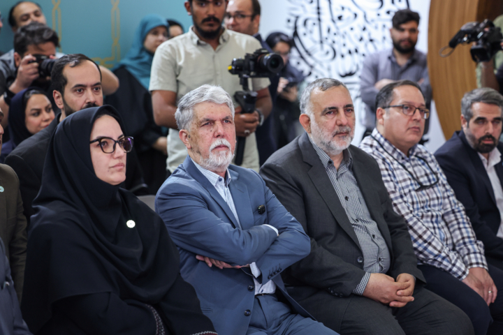 سی و ششمین نمایشگاه کتاب تهران - روز ششم