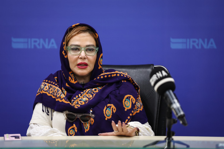 Spring Rahnama: خودشیفتگی باعث می شود که ما از شعرهایی که نوشتم