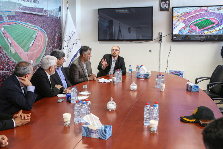 بازدید معاون اول رئیس جمهور از ورزشگاه یادگار