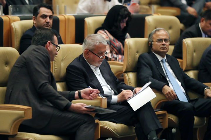 افتتاح سمپوزیوم بازار گردشگری کشورهای عضو اکو