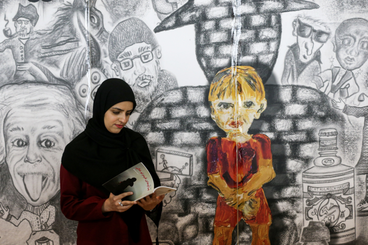 بدون شک مشتری های خریدهای کتاب و خرید در نمایشگاه ترجیح داده شده+ فیلم