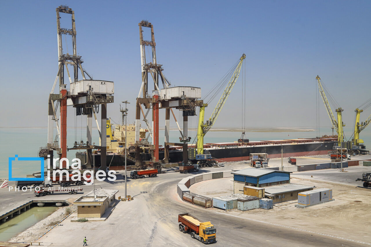 صادرات إيران إلى قطر تسجل نموا بنسبة 34 بالمائة صادرات إيران إلى قطر تسجل نموا بنسبة 34 بالمائة