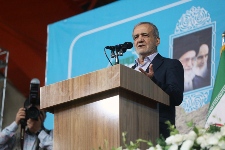 Pezeshkian: La estrategia del Gobierno es consolidar la unidad islámica