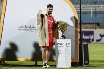 عددبازی با لیگ برتر؛ بی‌ثباتی استقلال و پرسپولیس و رکورد ویژه آقاسی