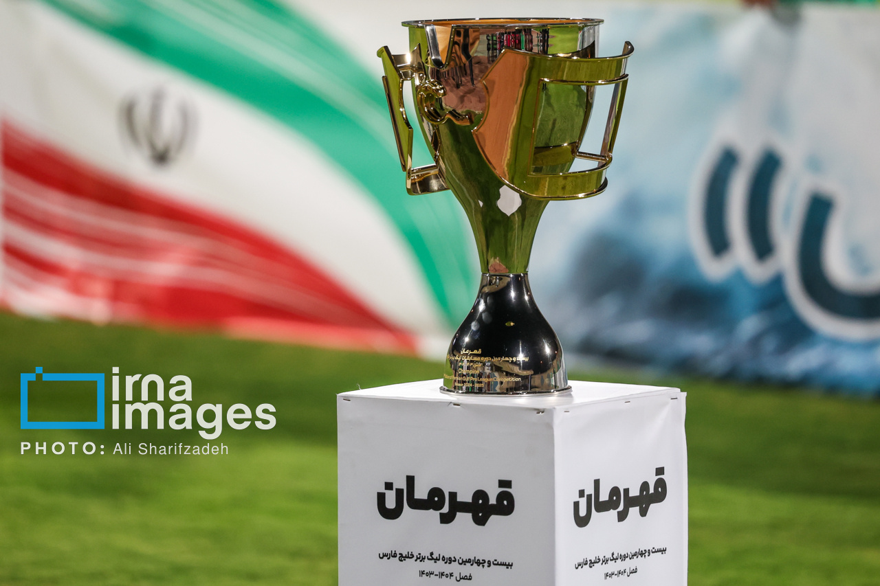 بازیکنانی که چندین میلیارد می‌خواهند کیفیت فنی ندارند؛ اگر خوب بودند لژیونر می‌شدند