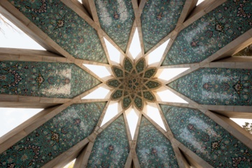 ۲۸ اردیبهشت ؛ «روز خیام»