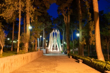 ۲۸ اردیبهشت ؛ «روز خیام»