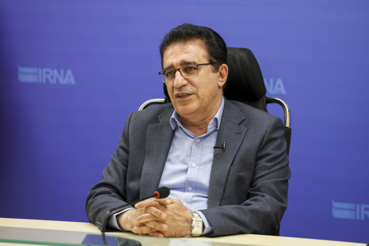 حضور «قادر آشنا» مشاور وزیر وزیر فرهنگ و ارشاد اسلامی و دبیر شورای فرهنگ عمومی کشور در ایرنا