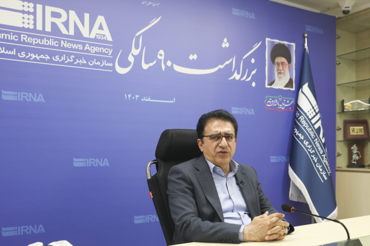حضور «قادر آشنا» مشاور وزیر وزیر فرهنگ و ارشاد اسلامی و دبیر شورای فرهنگ عمومی کشور در ایرنا