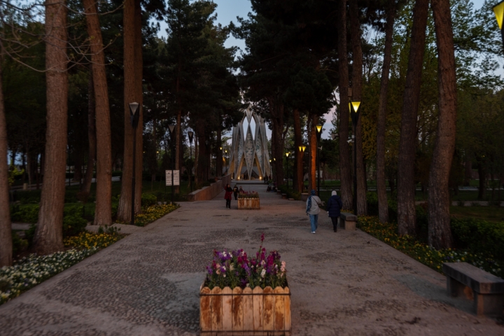 ۲۸ اردیبهشت ؛ «روز خیام»