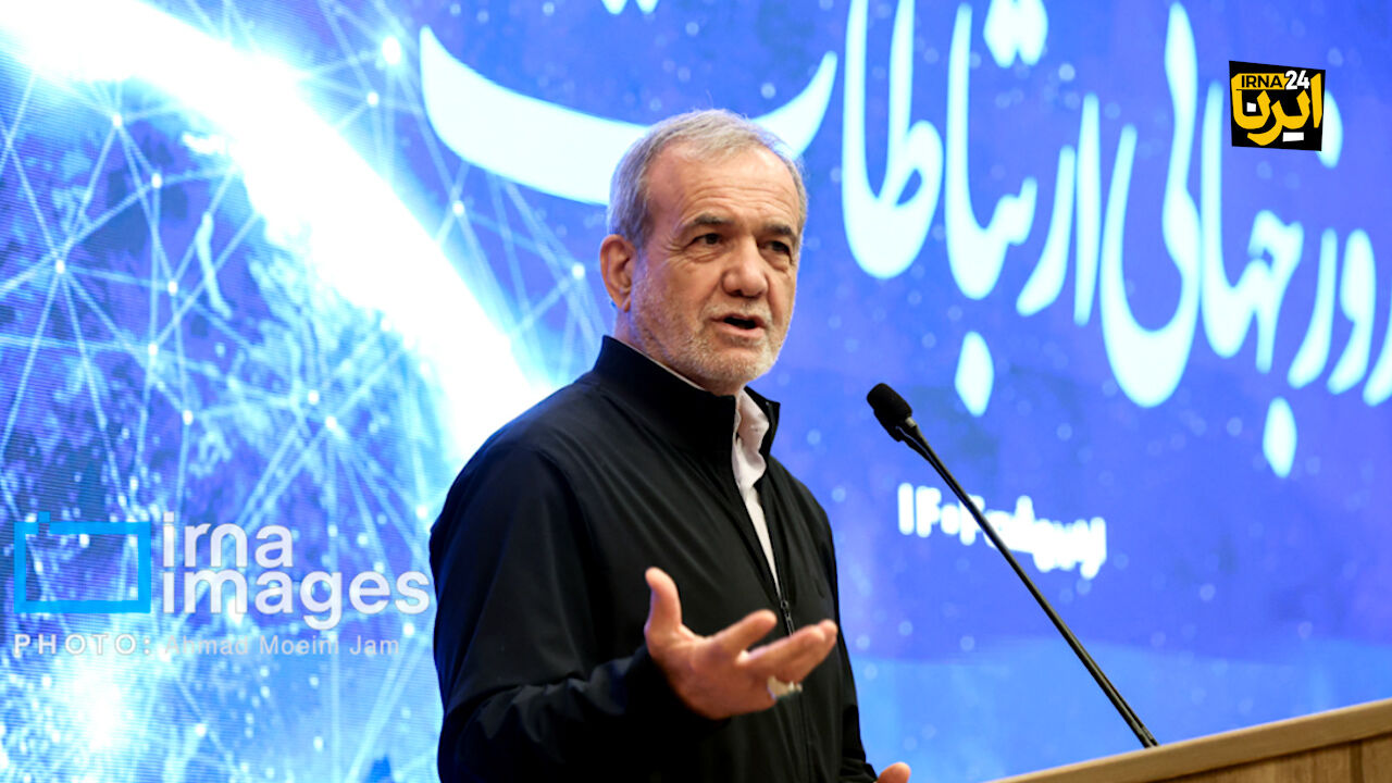 پزشکیان:مدیریت بدون اطلاعات دقیق، سرگردانی است/ از هیچ دستاورد خود دست برنمی داریم