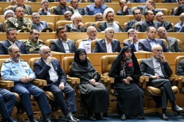 سالگرد شهادت شهید جمهور و شهدای خدمت