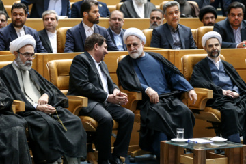 سالگرد شهادت شهید جمهور و شهدای خدمت