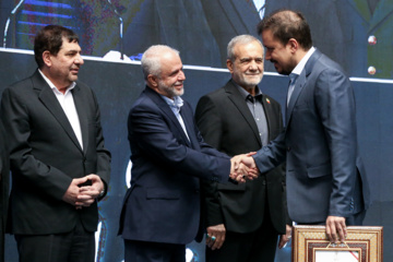 سالگرد شهادت شهید جمهور و شهدای خدمت