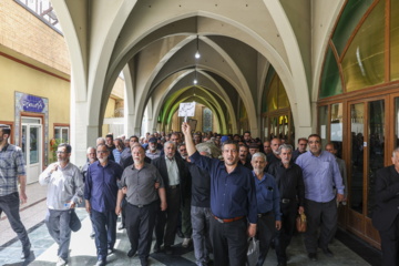 مراسم تشییع مرحوم حسن توکلی