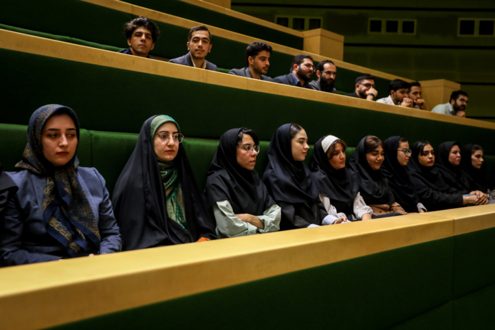 جلسه علنی مجلس شورای اسلامی - ۳۰ اردیبهشت ۱۴۰۴