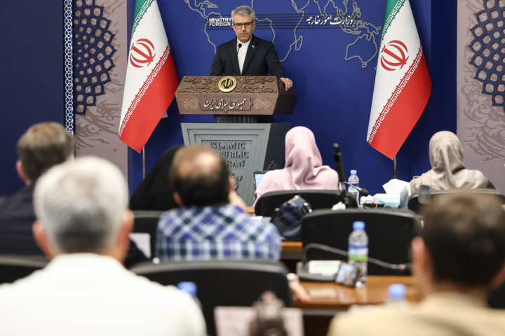 نشست خبری سخنگوی وزارت امور خارجه - ۵ خرداد ۱۴۰۴