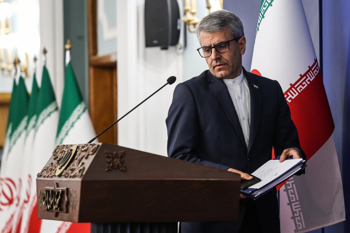 نشست خبری سخنگوی وزارت امور خارجه - ۵ خرداد ۱۴۰۴