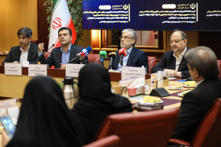 امضای تفاهم‌نامه بین وزارت علوم و معاون علمی رئیس جمهور با دو شرکت صنعتی