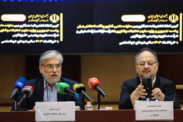 امضای تفاهم‌نامه بین وزارت علوم و معاون علمی رئیس جمهور با دو شرکت صنعتی