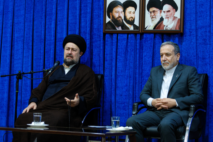 تجدید میثاق مسئولان وزارت خارجه با آرمان‌های امام خمینی (ره)