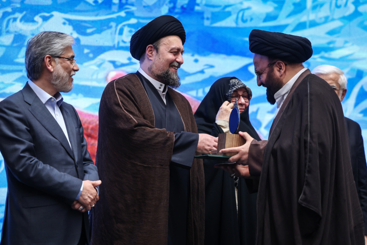 همایش کنشگران حوزه امام خمینی (ره)