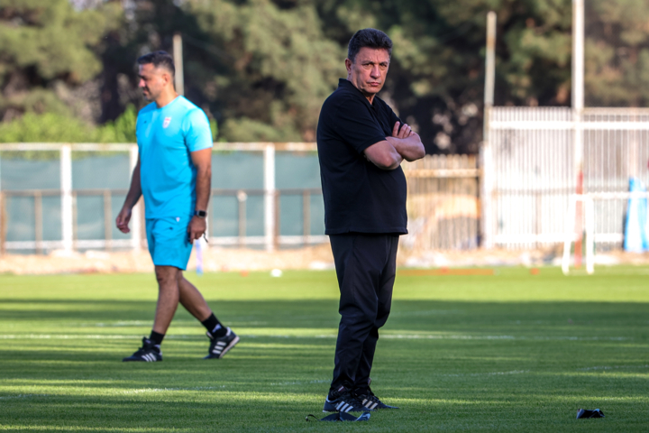 قلعهنویی: بازیکنانم اشتباهات بچهگانهای داشتند/ بیتفاوت بازی کردیم