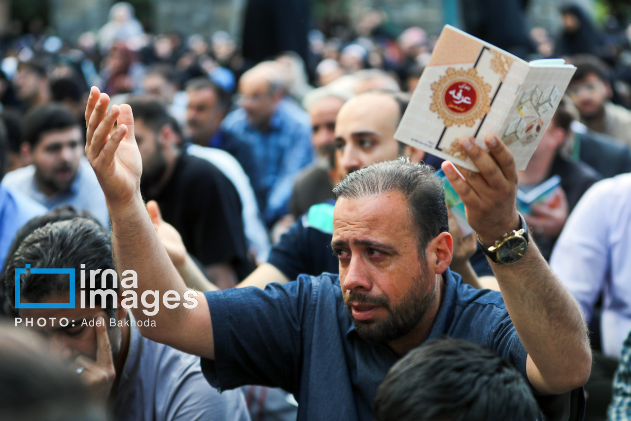 روش عذرخواهی در مناجات شعبانیه