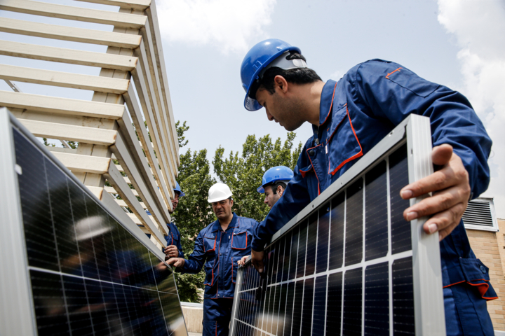 انقلاب خورشیدی روی پشتبامها؛ برق پاک، سود پایدار