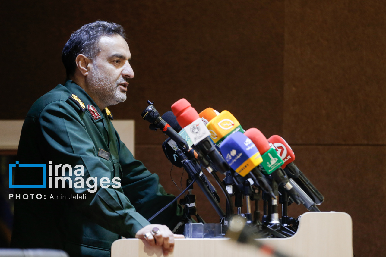 سردار زهرایی: پیوند هویت ایرانی و باورهای دینی عامل استقامت ملت ایران است