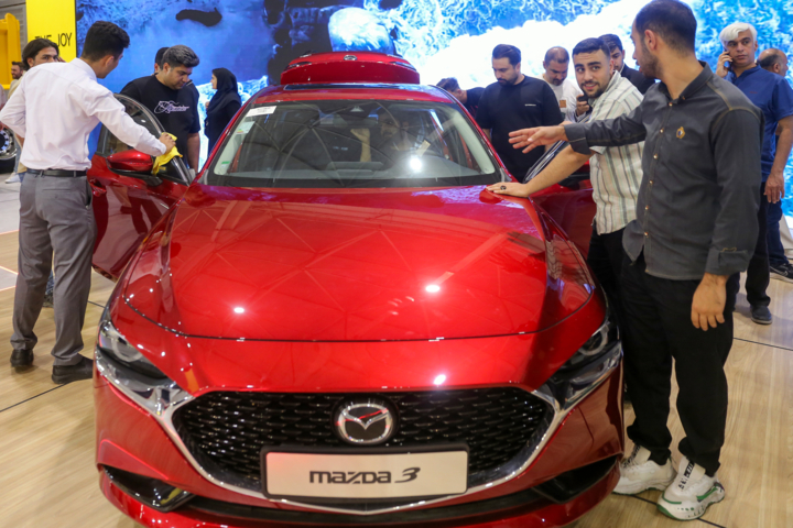 تعرفه های پلکانی به واردات خودرو جان می دهد؟