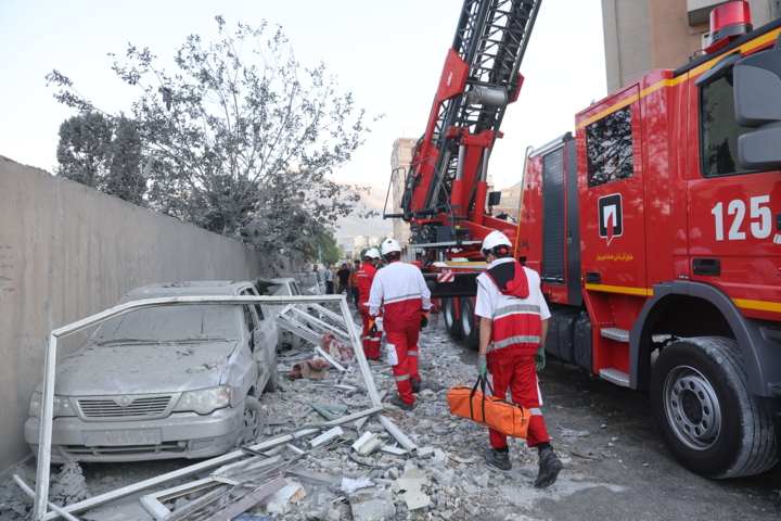 اهالی فرهنگ و هنر بازتابدهنده واقعیت هستند