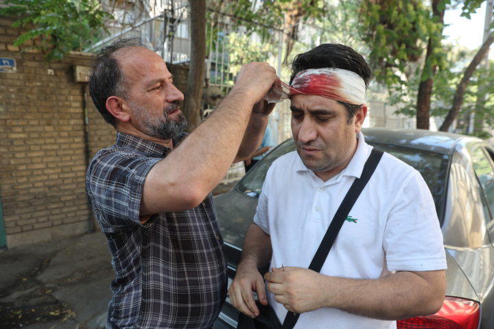 بهاروند: دیپلماسی در دوره جنگ تعطیل نمیشود/ اولین گزینه در مقابل هر تجاوزی، مقاومت است