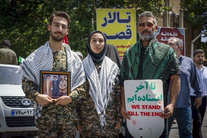 پاسخ مردم مازندران به تجاوز آمریکا به تاسیسات هستهای کشور