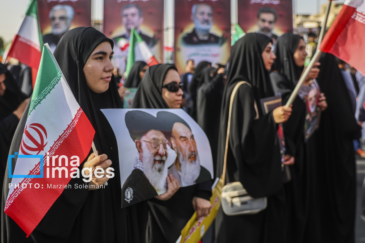 تشییع شهدای اقتدار در تهران