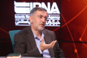 عبدالله گنجی: نقطه اتکا دشمن برای شکست ایران، عرصه اجتماعی بود