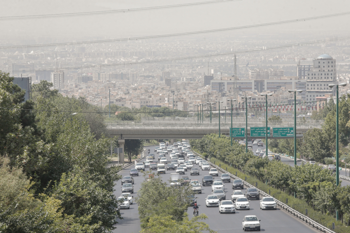 نفسهای شهر در گرو حذف خودروهای فرسوده/ دولت چهاردهم سرعت اسقاط را افزایش داد