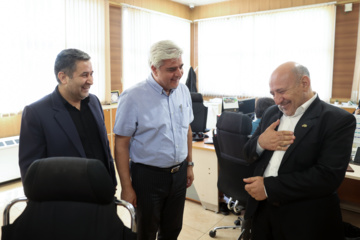 بازدید مدیرعامل منطقه آزاد ماکو از خبرگزاری ایرنا