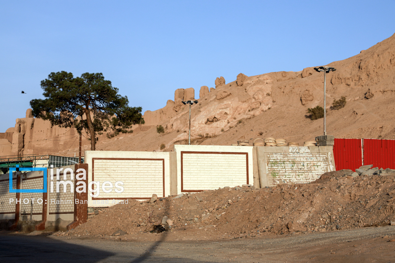 رفع تصرف ۱۲٠٠ متر مربع زمین دولتی در کرج