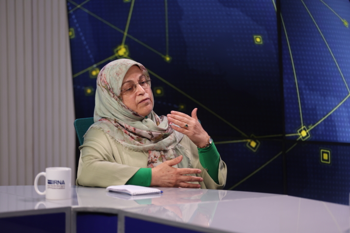 انتقاد آذر منصوری از مخالفان مذاکره: چه جایگزینی دارید؟/ مهار تندروها باید بخشی از پروژه وفاق پزشکیان باشد 6