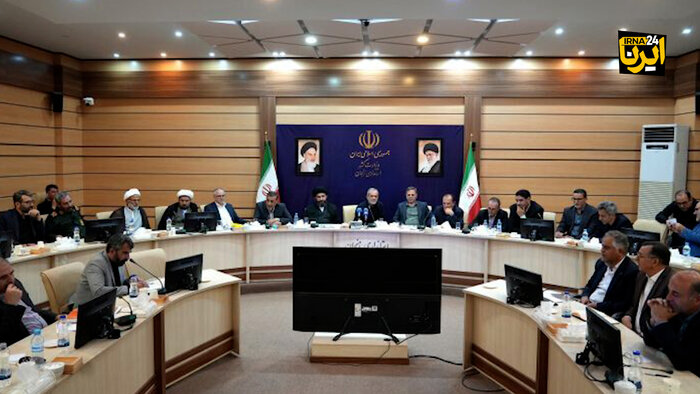 رئیس جمهور: تفویض اختیار به استانها در چارچوب سیاست های کلی نظام انجام می شود
