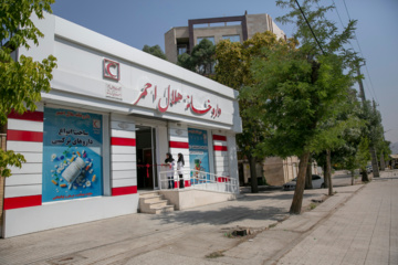 صدور مجوز توزیع دارو در داروخانه هلال‌احمر؛ مطالبه بیماران خاص کرمانشاه