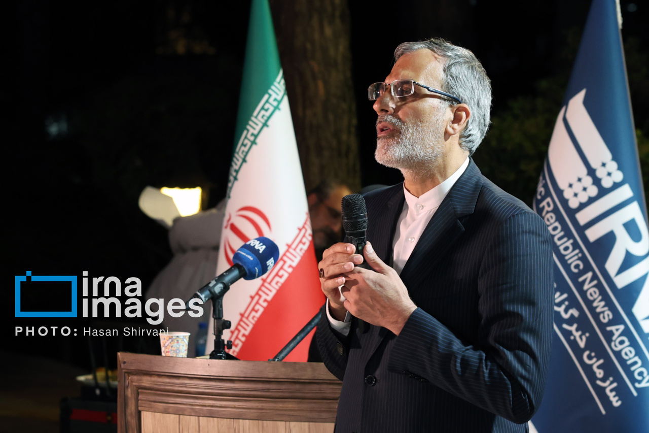 جابری انصاری: رسانه بخش جدایی‌ناپذیر عرصه اقدام و عمل در جنگ و صلح است