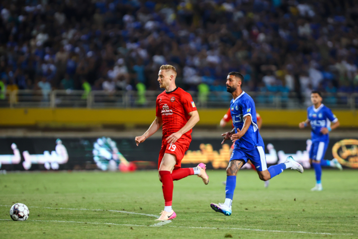 اکبرپور: اشتباهات بچهگانه قهرمانی را از استقلال گرفت