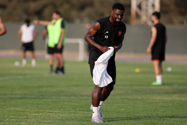 ترکیب احتمالی پرسپولیس برای شروع لیگ؛ نبرد هاشمیان با استقلالیهای سابق