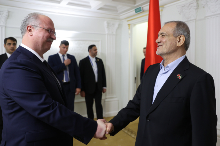 بیلاروس کا دورہ تعلقات کے ایک طویل راستے کا آغاز ہے: صدر پزشکیان