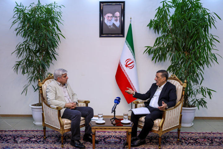 قائم‌پناه: پزشکیان می‌خواهد با اجماع‌سازی ایده‌هایش را عملی کند/ پرهیز از دشمن تراشی