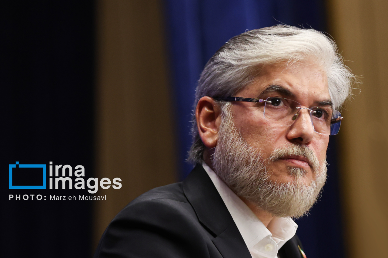 وزیر علوم: کاهش مهاجرت نخبگان اولویت دولت است وزیر علوم: کاهش مهاجرت نخبگان اولویت دولت است